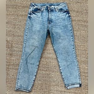 H&M - Mom Ultra High Jeans, Size 10